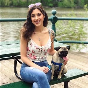 Meet your Posher, Angelina